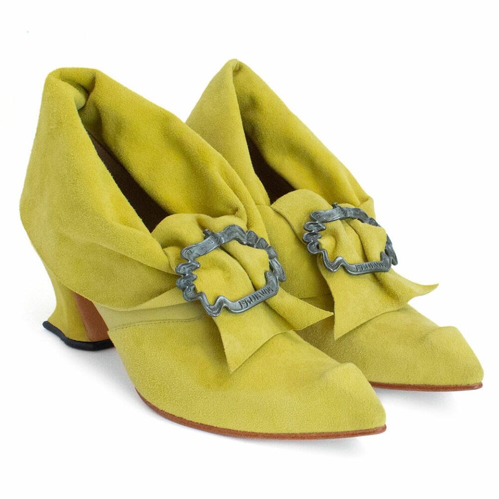 John Fluevog Juliette Lime Green Suede Ruffled Pumps 9.5